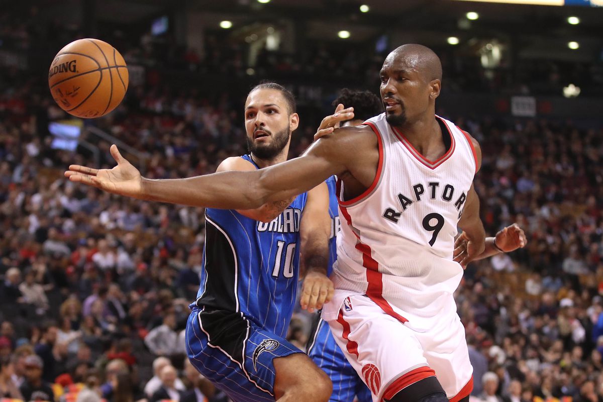 包含猛龙客场大胜尼克斯卢里三双刷完全场的词条