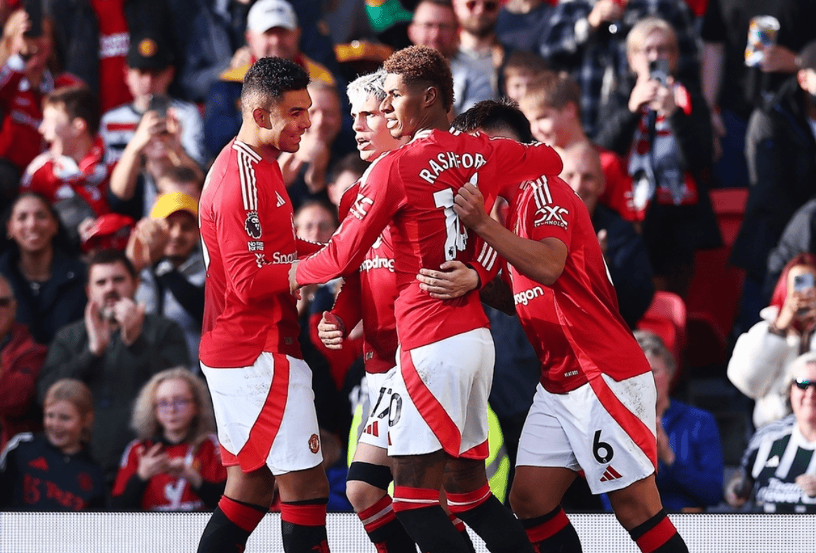 西亚卡姆连续五场比赛得分超过精彩发挥，曼联挑战极限！